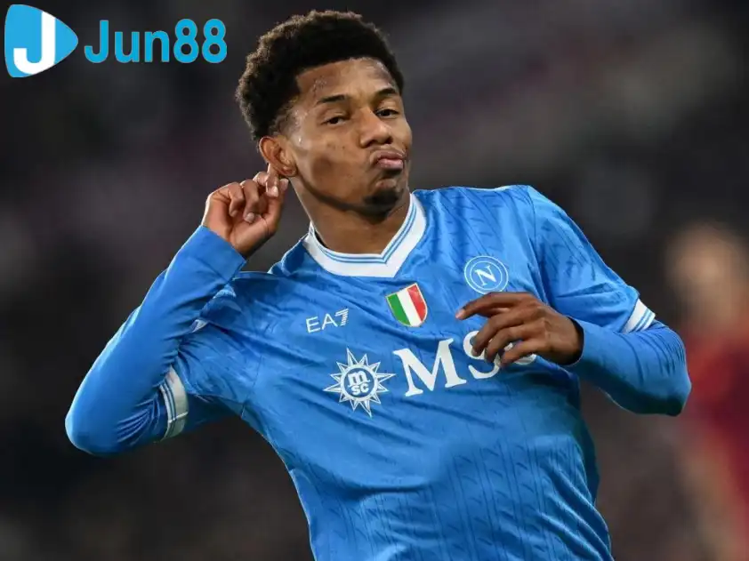 Thiếu vắng Neres đang có phong độ cao sẽ là khó khăn nhất định cho hàng công Napoli ở màn so tài với Cagliari (Ảnh: Football Italia) Thiếu vắng Neres đang có phong độ cao sẽ là khó khăn nhất định cho hàng công Napoli ở màn so tài với Cagliari (Ảnh: Football Italia)